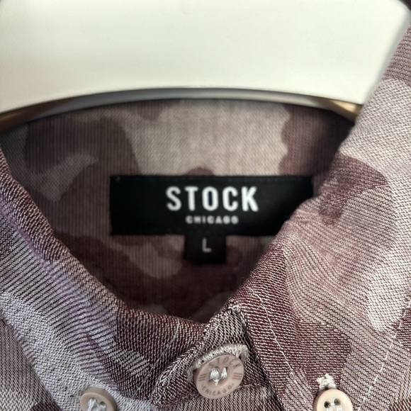 Men’s button down - Picture 2 of 5